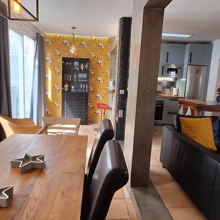 Solemar With Large Private Terrace بيت للعطل